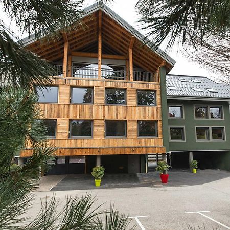 Les Cabanes De La Maison Rouge FRENCH ALPS Εξωτερικό φωτογραφία