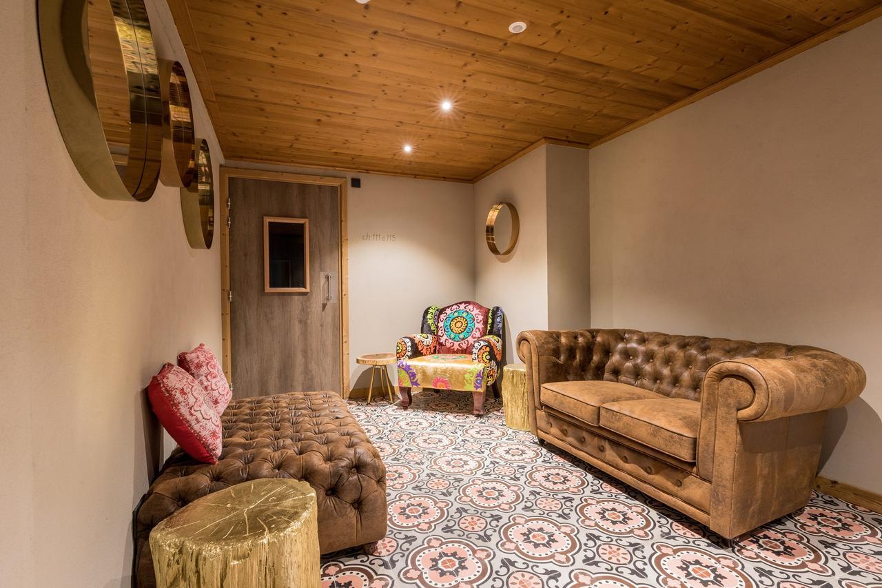 Les Cabanes De La Maison Rouge FRENCH ALPS Εξωτερικό φωτογραφία